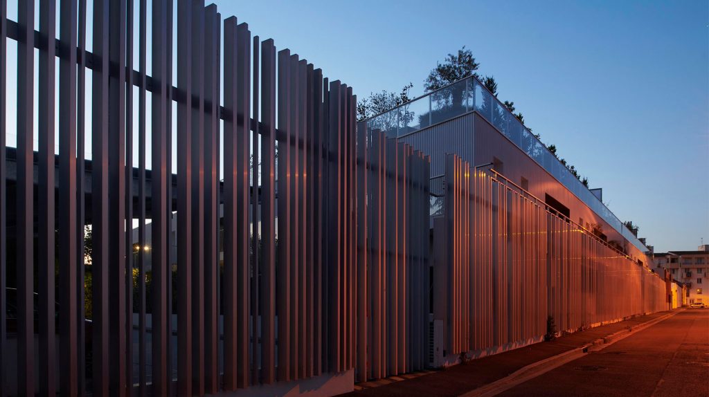 bardage extérieur en aluminium d'une résidence neuve moderne au cœur de Bordeaux quartier des Chartrons